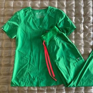Figs scrub set- In safety green size XS